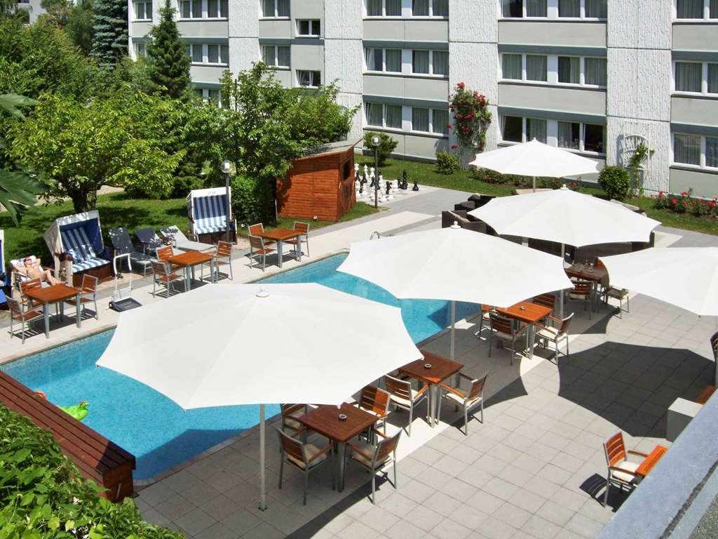 Elaya Hotel Stuttgart בובלינגן מסעדה תמונה